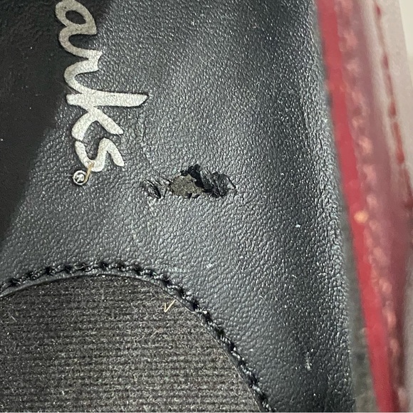 NWOB Clarks Mary Jane Deep Red Leather Buckle Strap Short Heel Shoes Size 7.5M - Picture 11 of 14